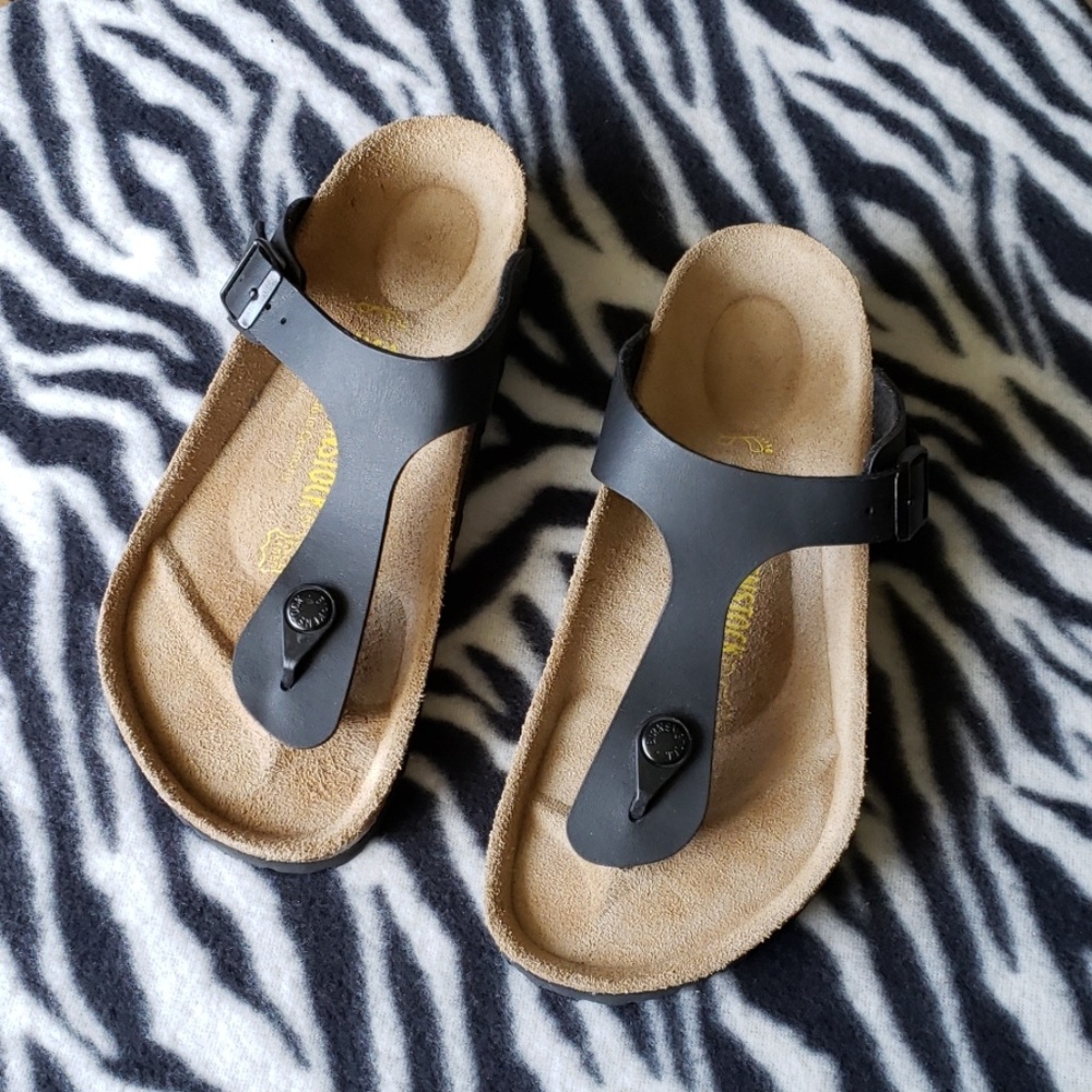 Black leather Birkenstock size 7